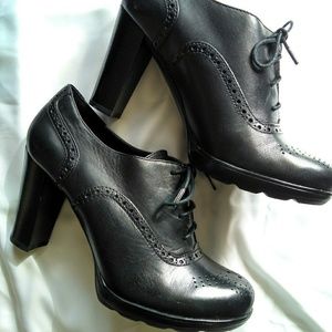 Franco Sarto Bolt Black Platform Pump 7M